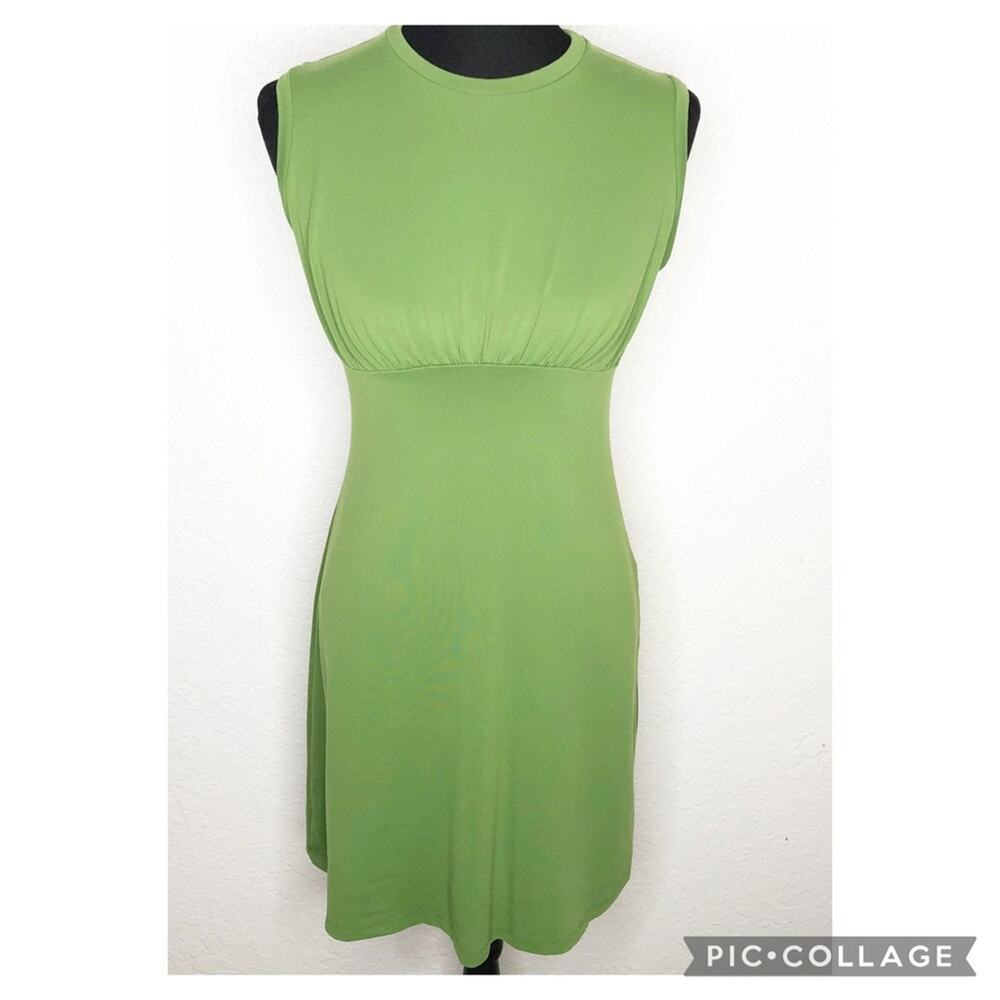Susana Monaco green sleeveless knit dress size Medium
